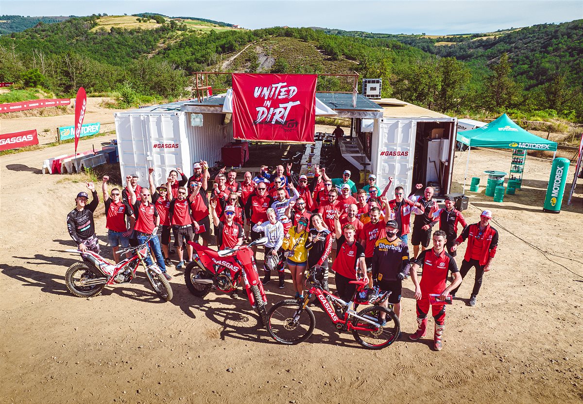 United in Dirt Tour - France