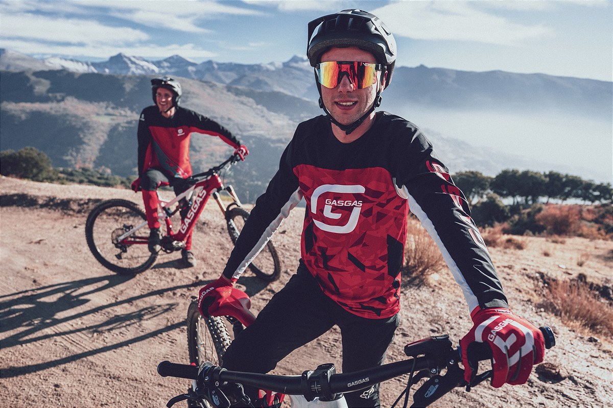 Alex Marin and Johannes Fischbach join GASGAS Bicycles
