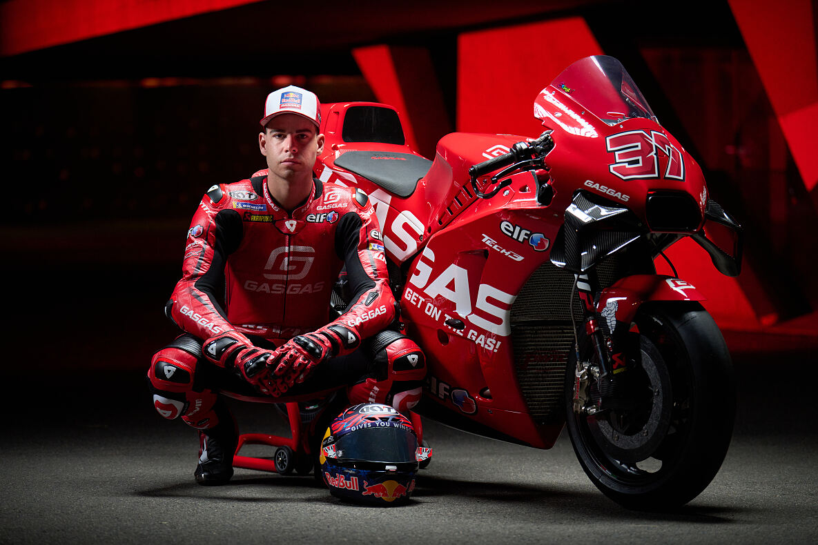 Augusto Fernandez 2023 GASGAS Factory Racing Tech3 MotoGP Photoshoot 