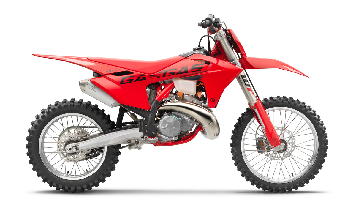 77951_Cross Country _ EX 250 _ 2025 _ Studio 
