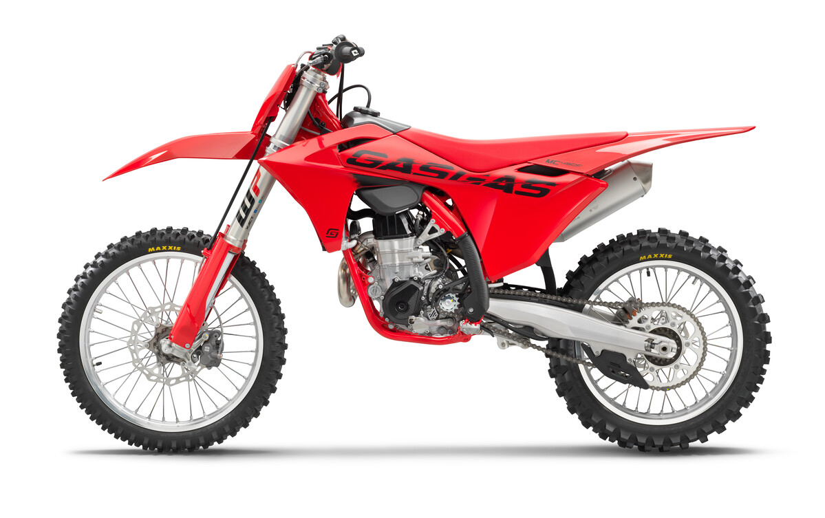 77972_Motocross _ MC 450F _ 2025 _ Studio