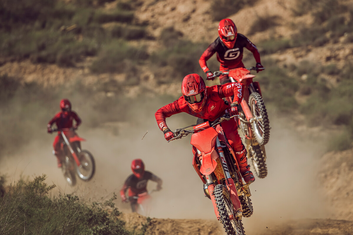 79296_Motocross _ 2 strokes _ MC 125 _ MC 150 _ 2025 _ Action