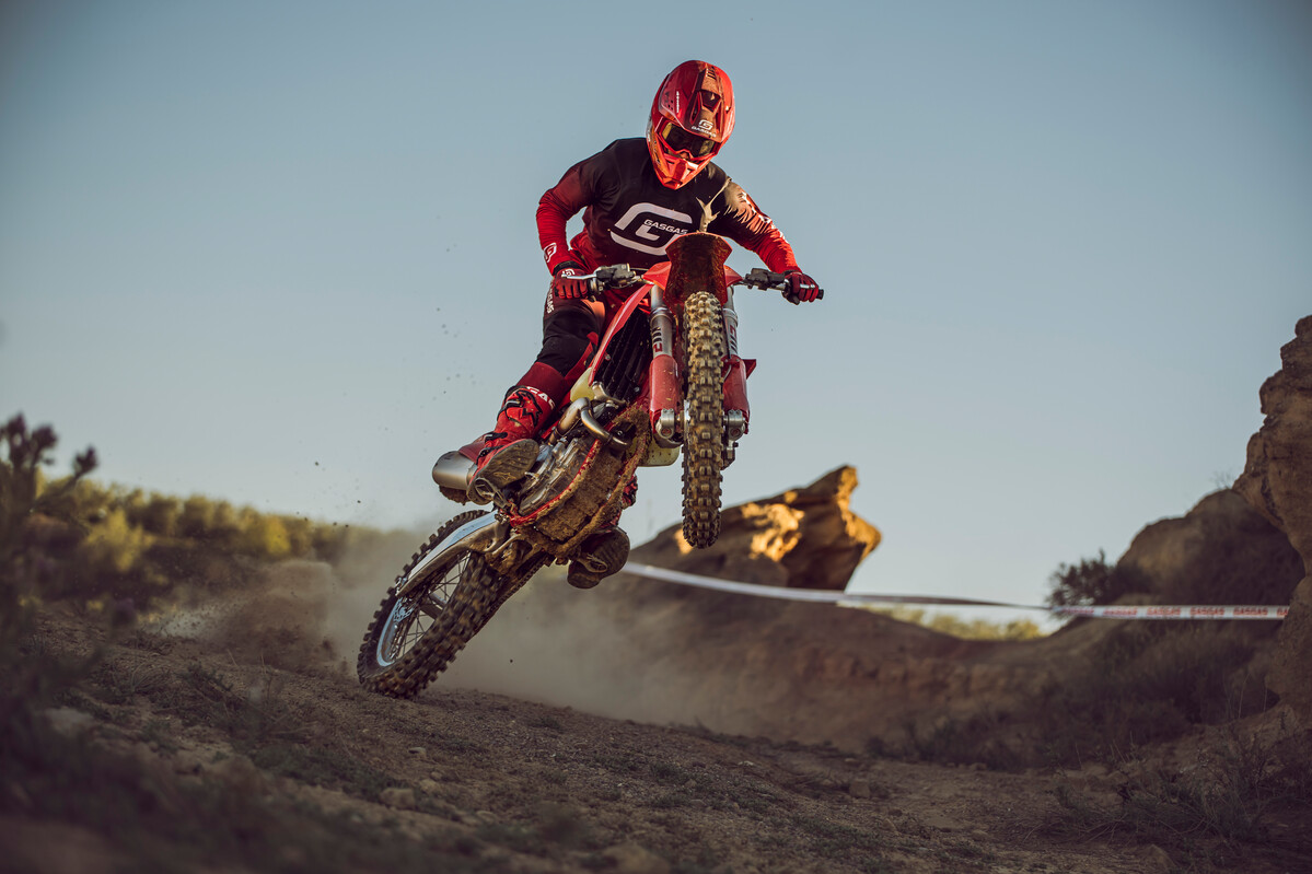 79640_Cross Country _ 4-strokes _ EX 350F _ 2025 _ Action
