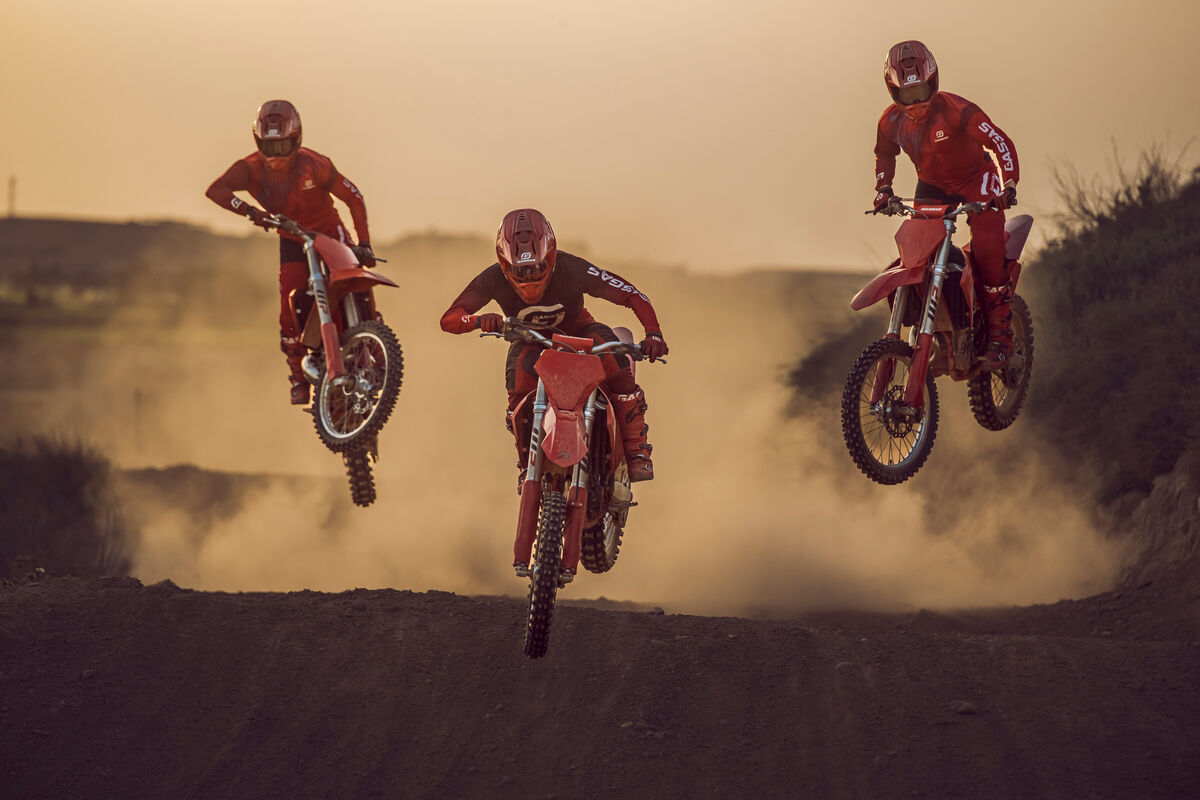 79717_Motocross _ Mix Models _ 2025 _ Action