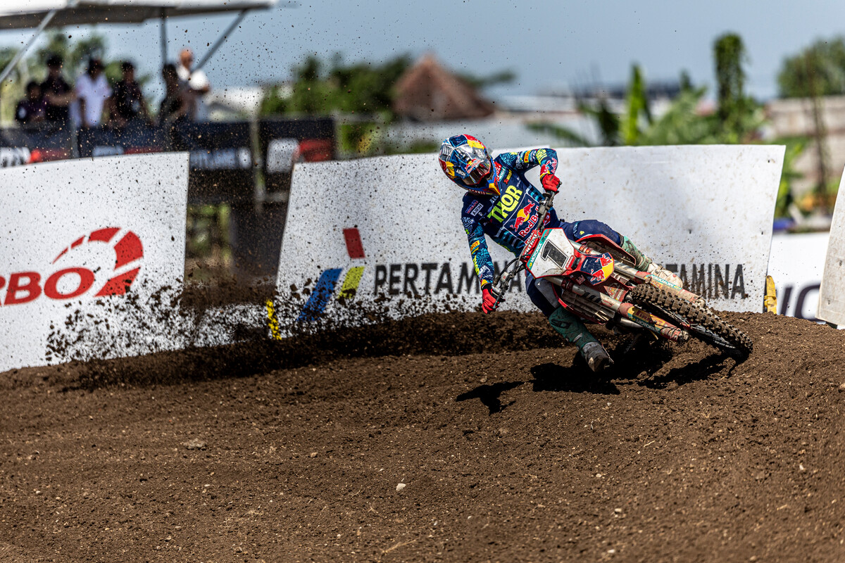 86907_Prado_12_MXGP_Lombok_2024_JPA_22A0467